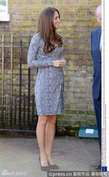 组图：凯特王妃孕后亮相小腹微隆幸福洋溢