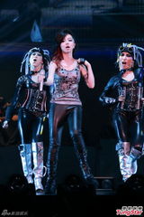 组图：邓紫棋曝林宥嘉支持个唱 害羞不谈