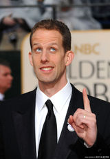 高清组图：金球奖雨中“湿身” 明星走红毯劲头不减