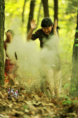 组图：《猎杀》蓝盈莹张馨予众女生死逃亡