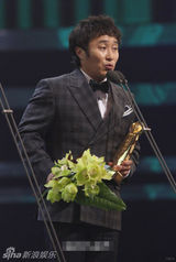 组图：百想电视刘在石获大奖 朴有天获人气奖