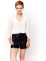 高清组图：“赫敏”艾玛-沃特森清新短发写真