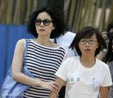 组图：王菲庆窦靖童17岁生日 回顾母女亲密照