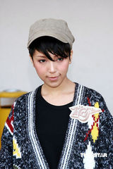 幻灯：劲歌颁奖礼拜神 四大公司歌手缺席杨千嬅失落