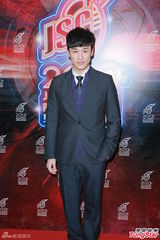 组图：容祖儿九夺劲歌金曲歌后 林峰获最受欢迎