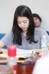 《继承者们》剧本排练 李敏镐邻家金宇彬有型