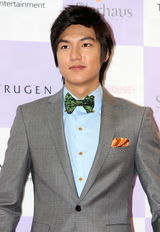 高清图：李民浩FANMEETING活动 2AM等出席