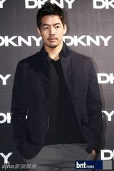 组图：少女时代CNBLUE等众星助阵品牌发布会