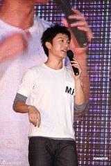 组图：韦礼安自谦非白马王子 不接受床戏