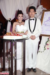 组图：前港姐郑嘉雯大婚 霍震霆方力申到贺