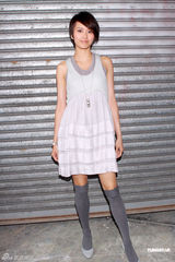 高清图：梁咏琪拍MV清丽出镜 自曝在墨西哥遭人突吻