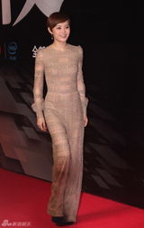 组图：2012新浪微博之夜红毯-众女星竞艳
