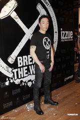 组图：朱茵怀孕一日九餐 黄贯中帮吃体重飙升