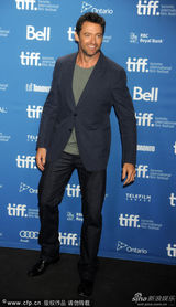 组图：《囚徒》发布会 金刚狼大笑比V心情好