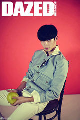 组图：李钟硕登英杂志封面展坏男人魅力