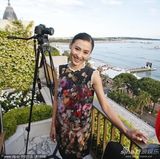 组图：张柏芝艳丽亮相戛纳庆32岁生日