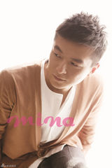 组图：朱雨辰初夏暖阳写真 展温情阳光优雅