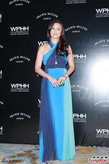 组图：李嘉欣与夫恩爱亮相 张智霖不介意妻旧事