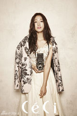 组图：朴信惠三浦春马情侣写真 俊男靓女养眼