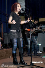 幻灯图：林晓培发专辑劲装亮相 劲歌热舞激情四射