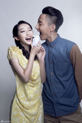 组图：蒋梦婕于小彤情侣写真彰显郎才女貌