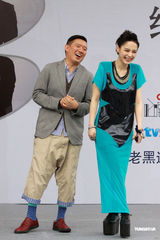 组图：英皇经纪人选秀面试 阿娇(钟欣桐)变醋妻掌掴杜汶泽