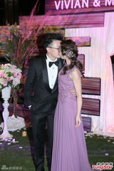 组图：主播刘明轩嫁王傲山 张卫健许志安出席