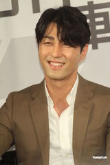 组图：车胜元台湾举行粉丝会 称最佳爱情是家人