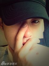 组图：高昊微博海量搞怪照盘点 耍宝快乐人生