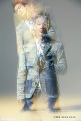 组图：韩庚登杂志封面 坦言做歌手是缘分