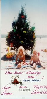 组图：泰勒童年清纯萌照 胖小鸭蜕变美天鹅