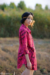 组图：李依玲田园风情写真展独特东方美