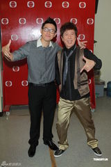 组图：《变身男女Chok》再录影 官恩娜胡定欣亮相