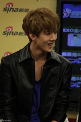 高清图：EXO-K世勋做客图回顾 卖萌大笑心情好