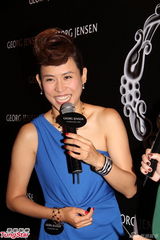 组图：宣萱与丹麦王子言谈甚欢 与王妃服饰撞色