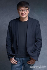 组图：章子怡张东健多伦多拍写真展魅力