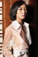 组图：王珞丹《Vogue》知性大片 新造型网评破纪录