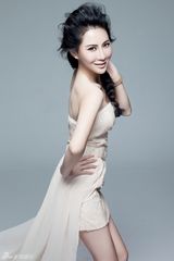 组图：石天琦纯美编发写真 清新自然展淑女风