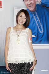 组图：田蕊妮宣传新剧曝杜汶泽7月将复工