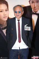 组图：《烂滚夫妻》首映 杜汶泽周秀娜造势