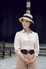 组图：陈数《一代枭雄》上演民国时装秀