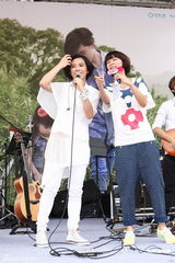 组图：张芸京新造型女人味 传与小煜暧昧粉丝心碎