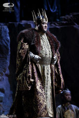 组图：全华班《罗恩格林》亮相 中国制造引关注