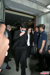 组图：陈僖仪遗体火化 亲朋好友送别