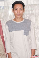 组图：廖启智坦言为牌照事件心情尴尬不平衡