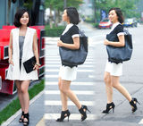 明星爱街拍37期：简约黑白色搭出夏日风情