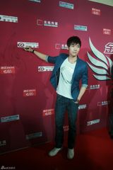 组图：藏歌会启动晚会星光熠熠 宁静动情献歌