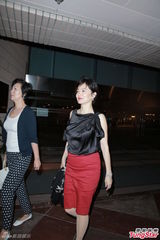 组图：林青霞盛装捧场刘晓庆 杨振宁携娇妻现身