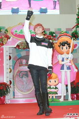 组图：JPM王子创潮牌赞助绯闻女友杨丞琳