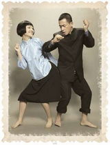 组图：应采儿陈小春婚礼请柬曝光 计划宴请50桌